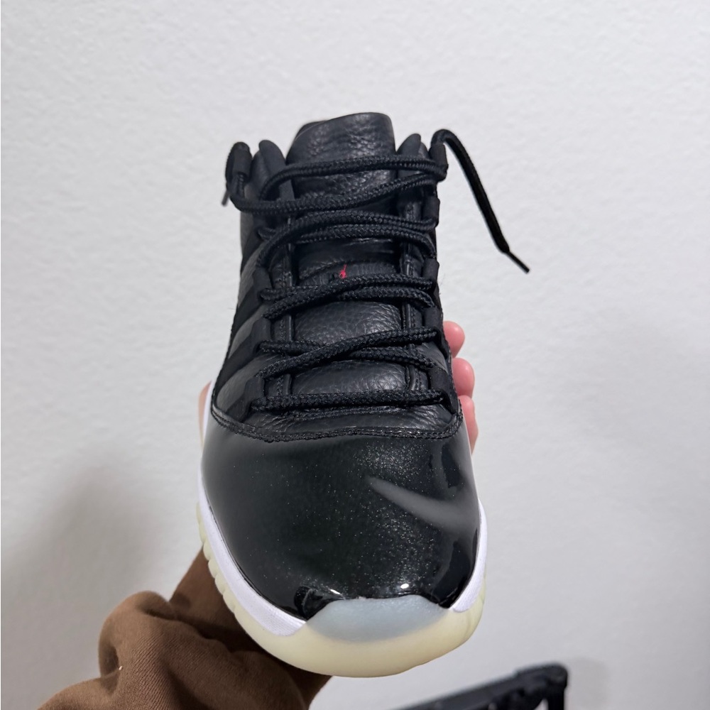 Jordan retro 11 low 72-10 - Picture 2 of 9